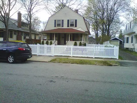 99 Beach Ave, Warwick, RI 02889 photo 2
