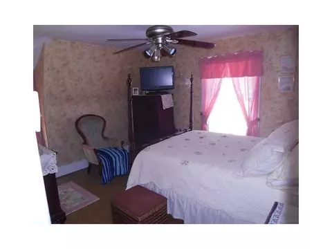 99 Beach Ave, Warwick, RI 02889 photo 15