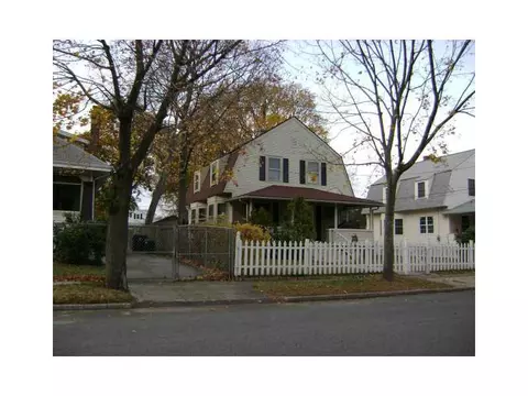 99 Beach Ave, Warwick, RI 02889 photo 1