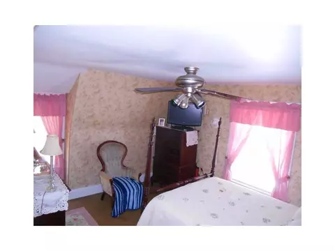 99 Beach Ave, Warwick, RI 02889 photo 14