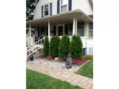 99 Beach Ave, Warwick, RI 02889 photo 3