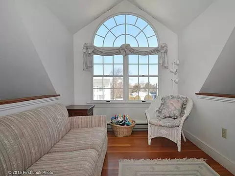 7 Upland Rd, Westerly, RI 02891 photo 12