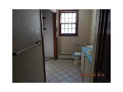 106 New Rd, Exeter, RI 02822 photo 9