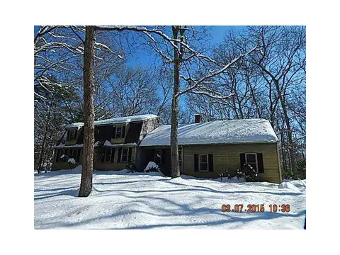 106 New Rd, Exeter, RI 02822 photo 1