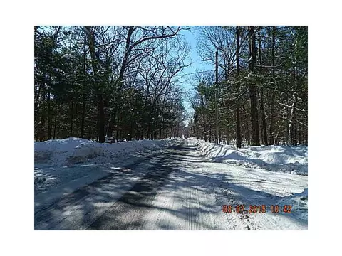 106 New Rd, Exeter, RI 02822 photo 2