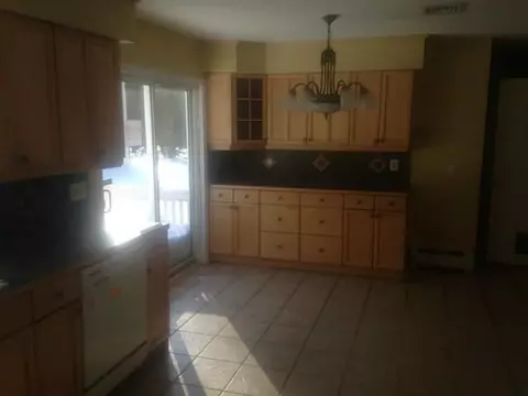 37 Pound Rd, Glocester, RI 02814 photo 4