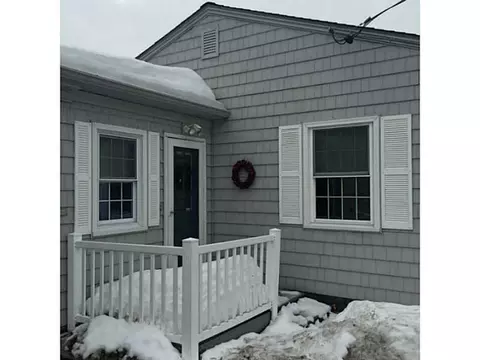 149 Patton Rd, Woonsocket, RI 02895 photo 2