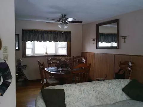 7 Lakeside Dr, Westerly, RI 02891 photo 2