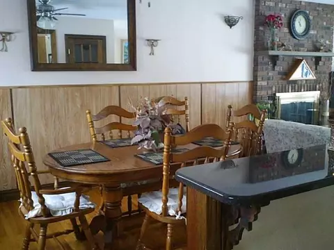 7 Lakeside Dr, Westerly, RI 02891 photo 3