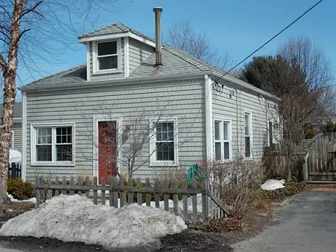 44 Canfield Ave, Warwick, RI 02889 photo 1