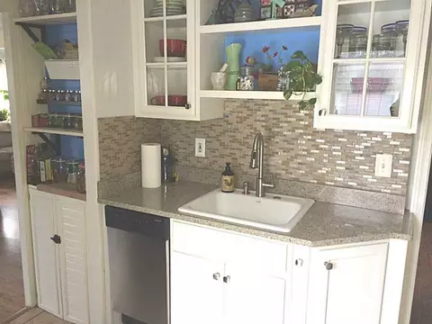 44 Canfield Ave, Warwick, RI 02889 photo 8
