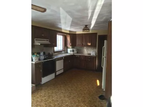 41 Apollo St, Warwick, RI 02888 photo 6