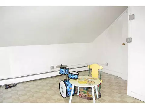 260 Greene St, Woonsocket, RI 02895 photo 12