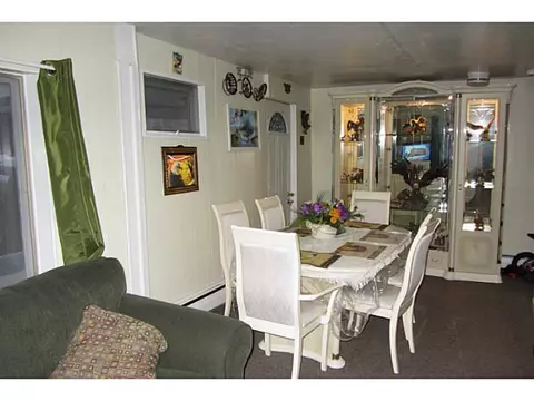 260 Greene St, Woonsocket, RI 02895 photo 7
