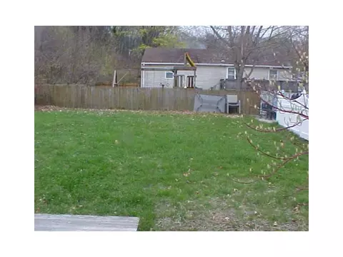 235 Oregon Ave, Woonsocket, RI 02895 photo 4