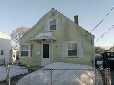 335 Pullen Ave, Pawtucket, RI 02861 photo 3