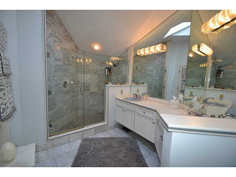35 Oyster Pt, Warren, RI 02885 photo 13