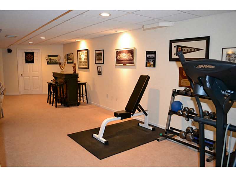 35 Oyster Pt, Warren, RI 02885 photo 15