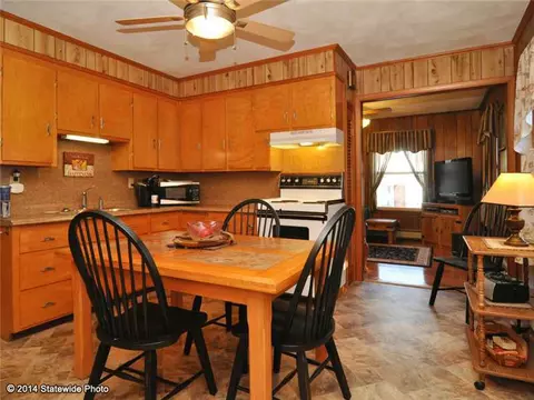 54 Progresso Ave, Woonsocket, RI 02895 photo 2