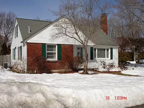 46 Irene Blvd, Woonsocket, RI 02895 photo 2