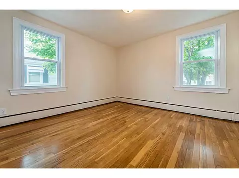 160 Warwick St, Woonsocket, RI 02895 photo 11