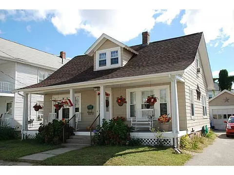 144 Elmore Ave, Woonsocket, RI 02895 photo 2
