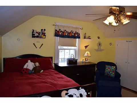 144 Elmore Ave, Woonsocket, RI 02895 photo 14