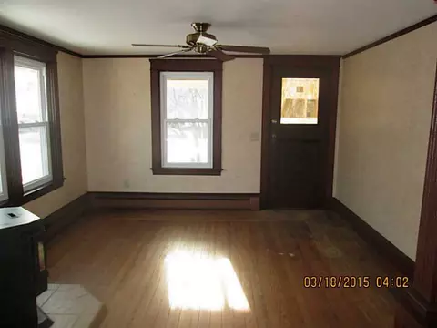216 Holmes Rd, Warwick, RI 02888 photo 5