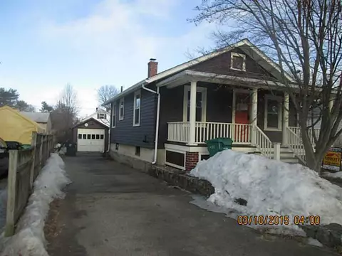 216 Holmes Rd, Warwick, RI 02888 photo 2