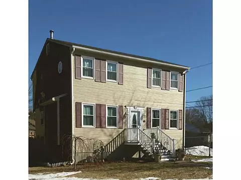 101 Fifth Ave, Warwick, RI 02888 photo 2