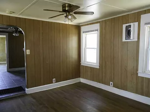72 Logan St, Warwick, RI 02889 photo 2