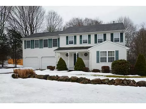 6 Pickering Dr, Westerly, RI 02891 photo 1