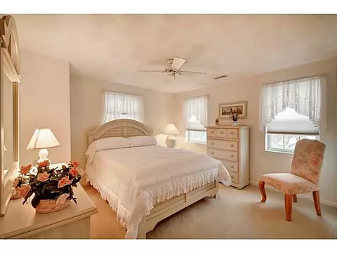 6 Pickering Dr, Westerly, RI 02891 photo 15
