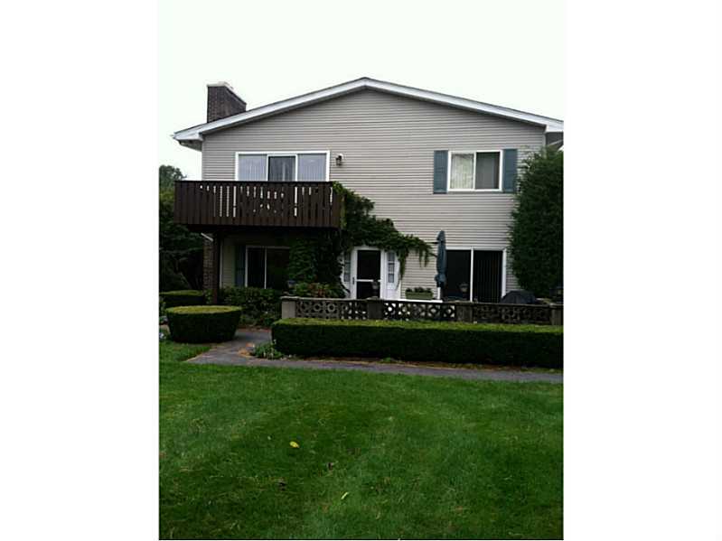 362 Chatham Cir, Warwick, RI 02886 photo 2