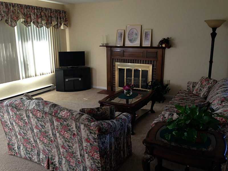 362 Chatham Cir, Warwick, RI 02886 photo 3