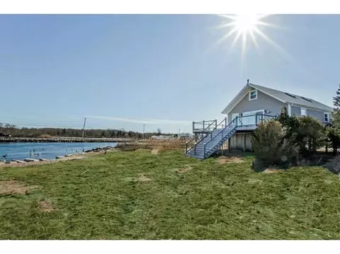 57 Breach Dr, Westerly, RI 02891 photo 3