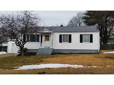 147 Partition St, Warwick, RI 02888 photo 3