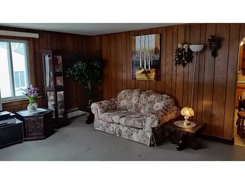 147 Partition St, Warwick, RI 02888 photo 4
