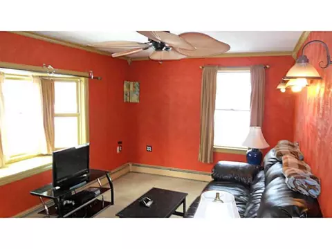 82 Lilac Ave, Woonsocket, RI 02895 photo 13