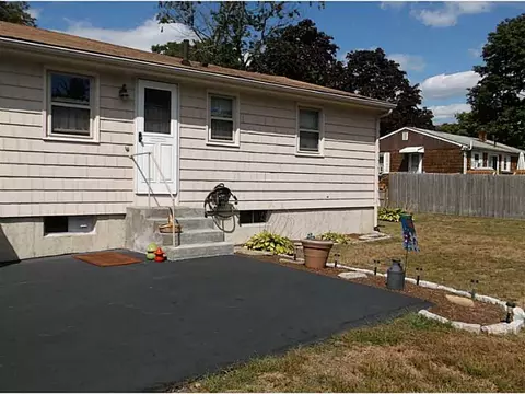 198 Winter Ave, Warwick, RI 02889 photo 5