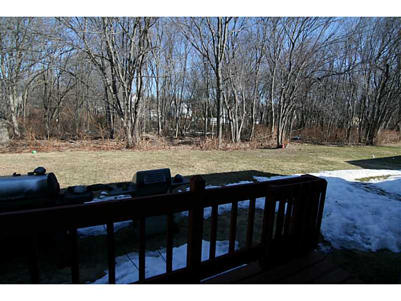 69 Reed St, Warwick, RI 02886 photo 4
