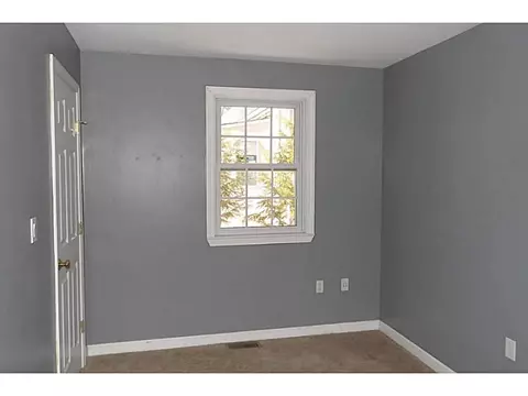 108 Cato St, Woonsocket, RI 02895 photo 6