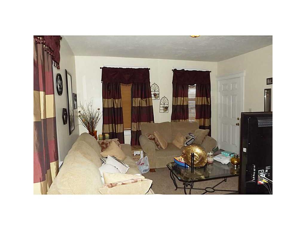 119 E School St, Woonsocket, RI 02895 photo 4