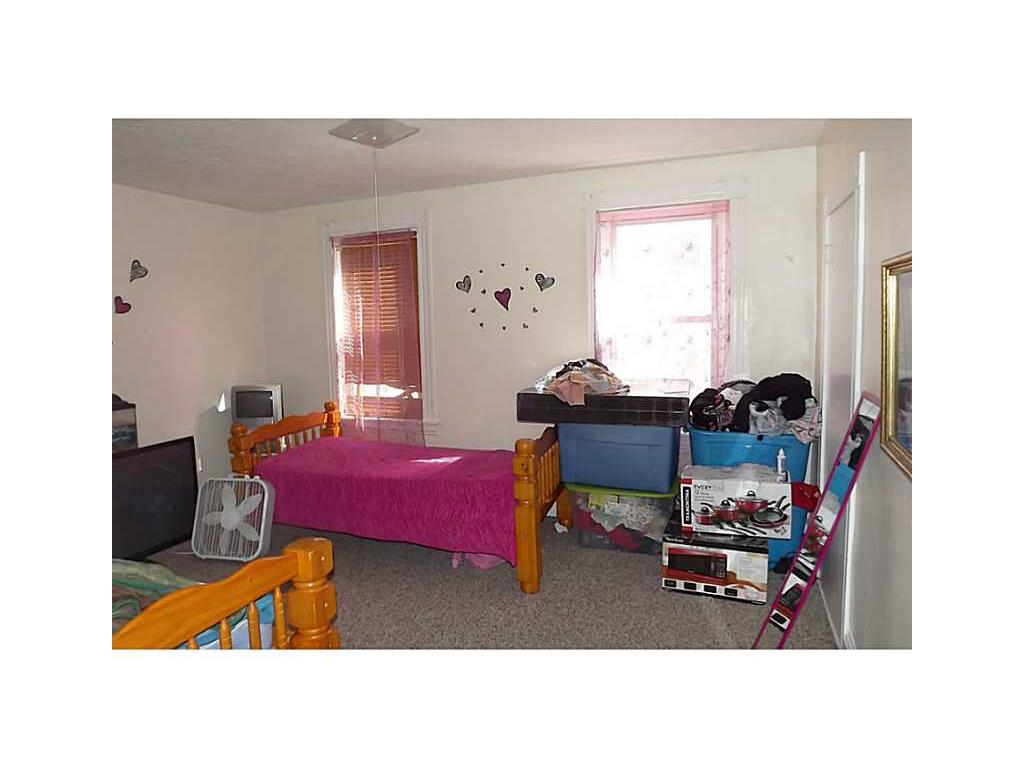 119 E School St, Woonsocket, RI 02895 photo 17