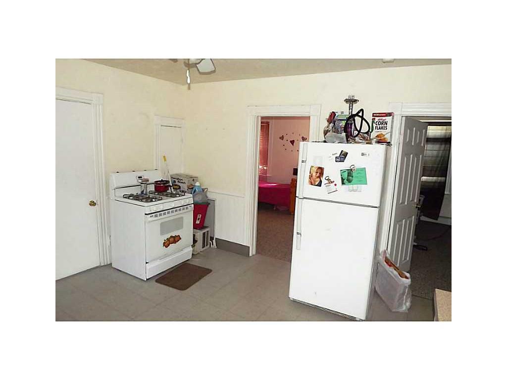 119 E School St, Woonsocket, RI 02895 photo 12
