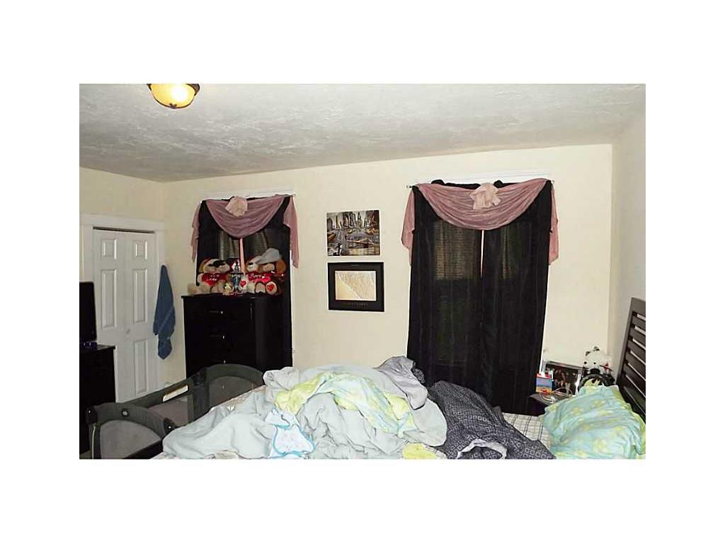 119 E School St, Woonsocket, RI 02895 photo 8