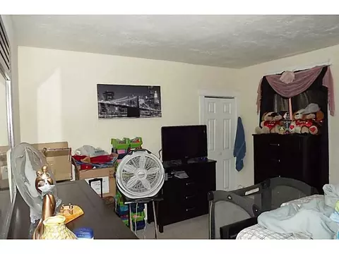 119 E School St, Woonsocket, RI 02895 photo 9