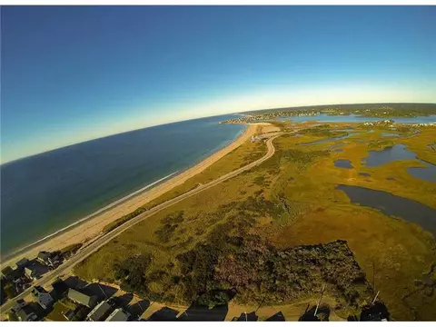 30 Champlin Ave, Narragansett, RI 02882 photo 8