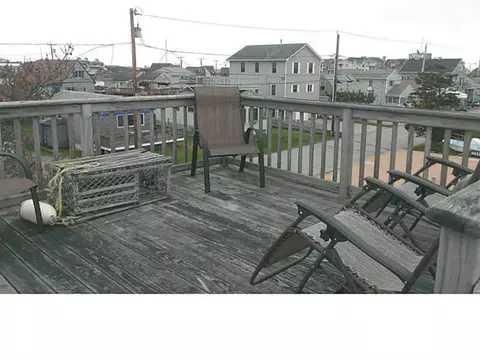 30 Champlin Ave, Narragansett, RI 02882 photo 17