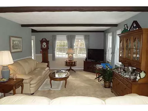 46 Blackinton Dr, Glocester, RI 02814 photo 5